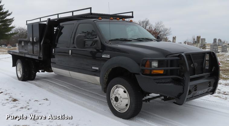 image for item DG3868 2006 Ford F450 Super Duty XL Crew Cab flatbed truck