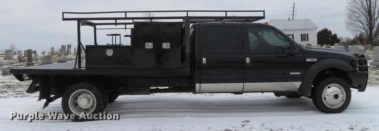 image for item DG3868 2006 Ford F450 Super Duty XL Crew Cab flatbed truck