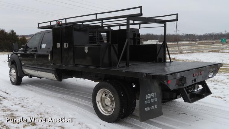 image for item DG3868 2006 Ford F450 Super Duty XL Crew Cab flatbed truck