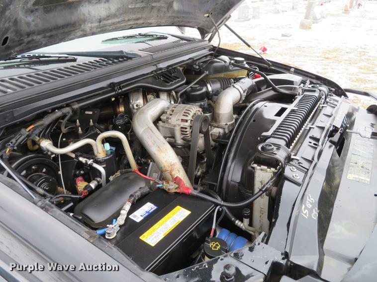 image for item DG3868 2006 Ford F450 Super Duty XL Crew Cab flatbed truck