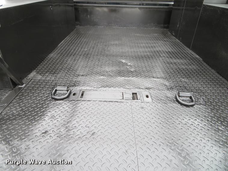 image for item DG3868 2006 Ford F450 Super Duty XL Crew Cab flatbed truck