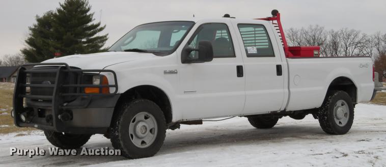 image for item DG3874 2006 Ford F350 Super Duty XL Crew Cab pickup truck