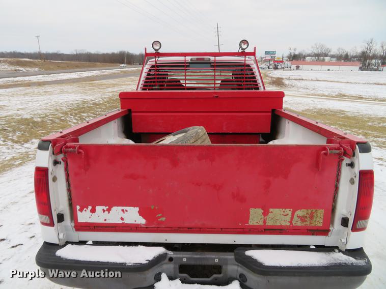 image for item DG3874 2006 Ford F350 Super Duty XL Crew Cab pickup truck