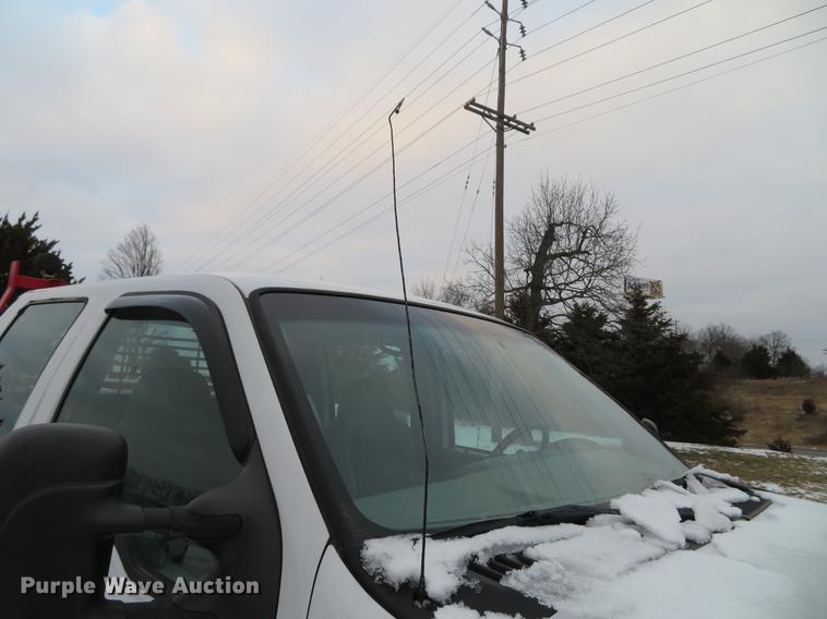 image for item DG3874 2006 Ford F350 Super Duty XL Crew Cab pickup truck