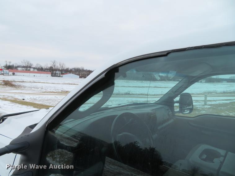 image for item DG3874 2006 Ford F350 Super Duty XL Crew Cab pickup truck