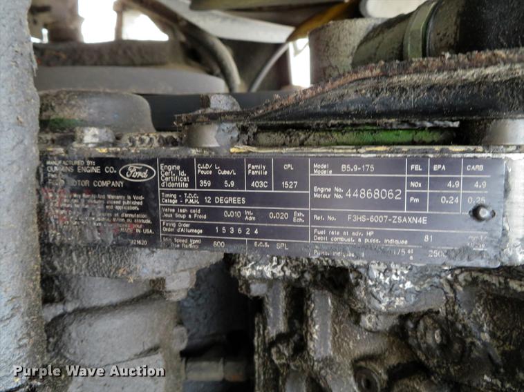 image for item DG3878 1993 Ford F700 flatbed truck