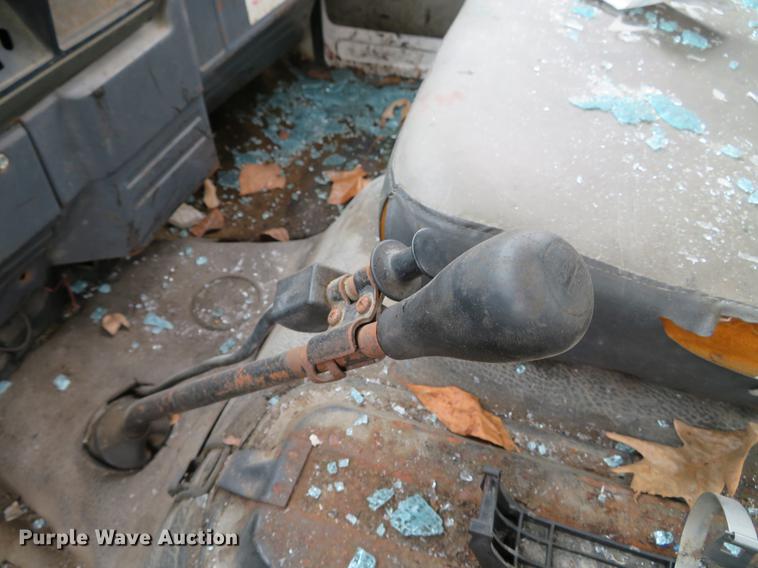 image for item DG3881 1985 GMC W7R042 flatbed truck