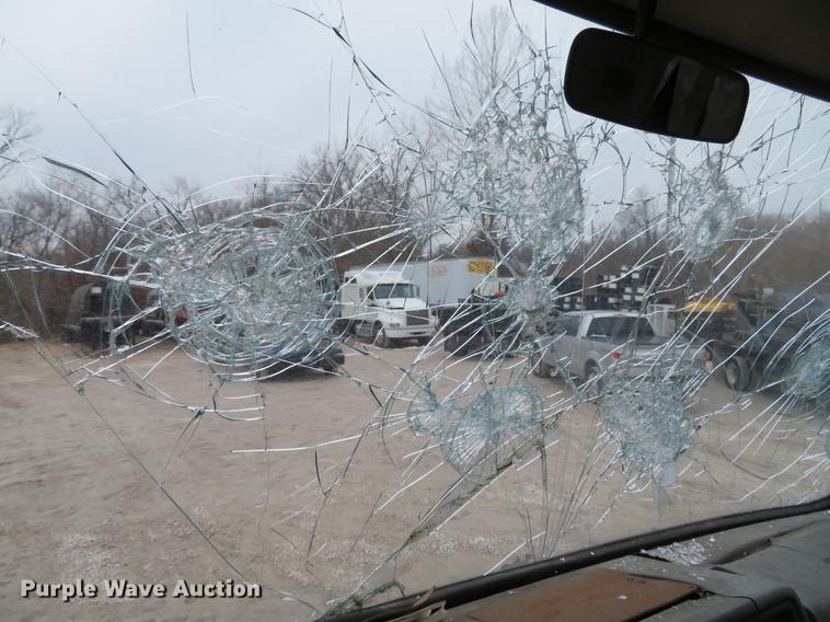 image for item DG3881 1985 GMC W7R042 flatbed truck