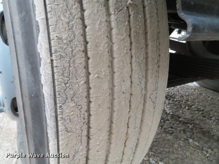 image for item DG3881 1985 GMC W7R042 flatbed truck