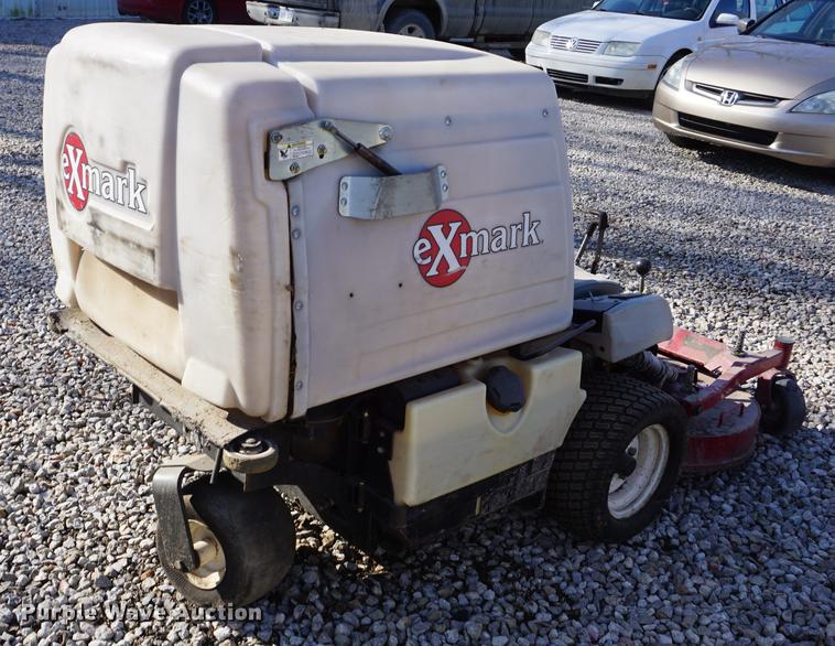 image for item DI9345 Exmark Navigator lawn mower