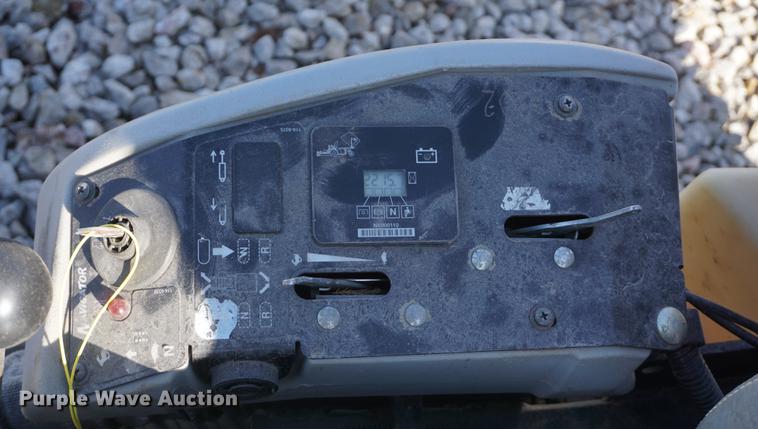 image for item DI9345 Exmark Navigator lawn mower