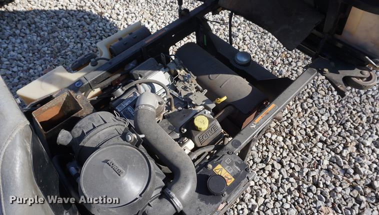 image for item DI9345 Exmark Navigator lawn mower