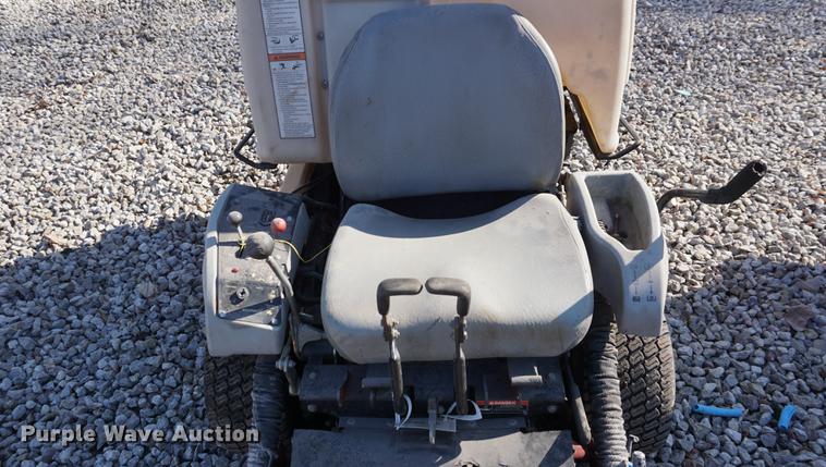 image for item DI9346 Exmark Navigator lawn mower