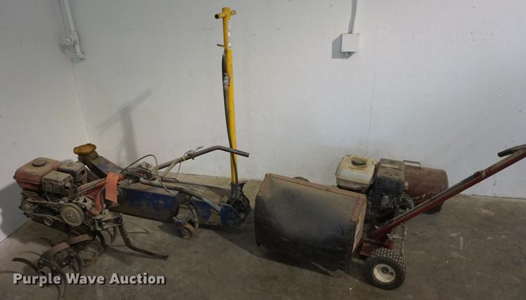 image for item DI9349 Lawn equipment