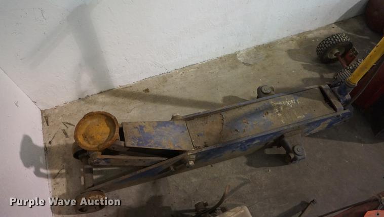 image for item DI9349 Lawn equipment