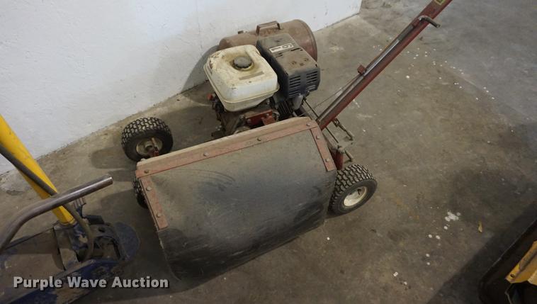 image for item DI9349 Lawn equipment