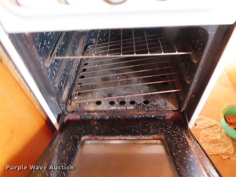 image for item DN9118 1950 Spartan Mansion camper