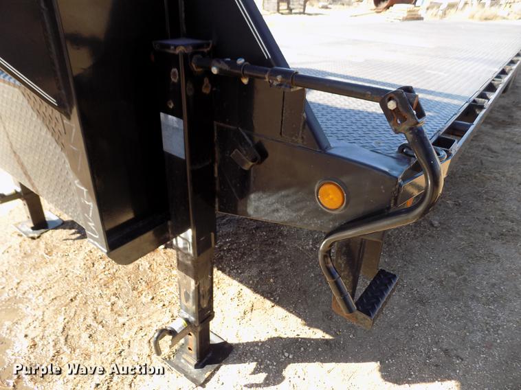 image for item DY9248 2012 PJ hydratail equipment trailer