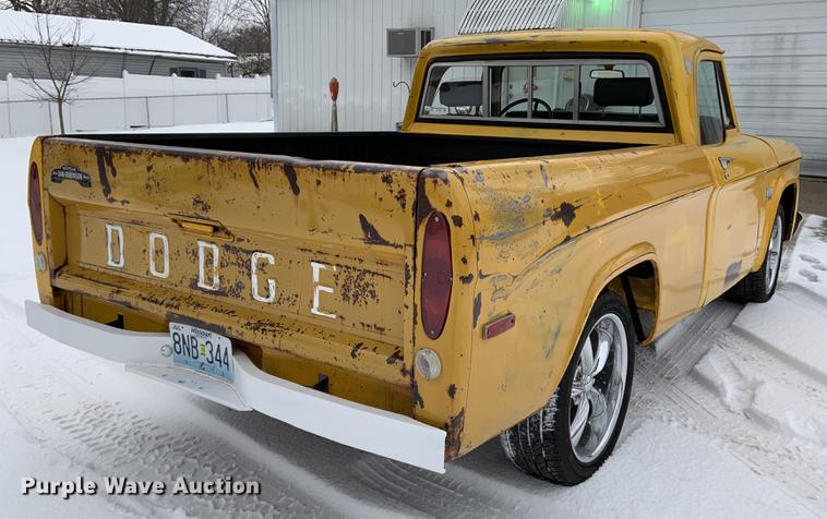 image for item DY9797 1970 Dodge D100 pickup truck