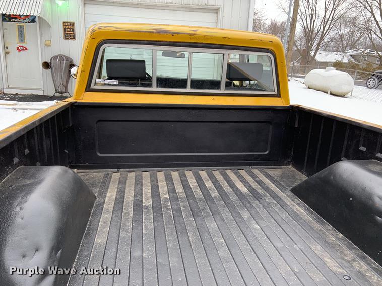 image for item DY9797 1970 Dodge D100 pickup truck