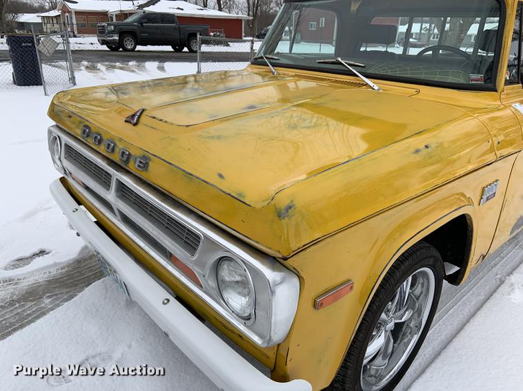 image for item DY9797 1970 Dodge D100 pickup truck