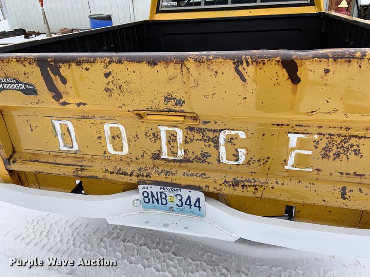 image for item DY9797 1970 Dodge D100 pickup truck