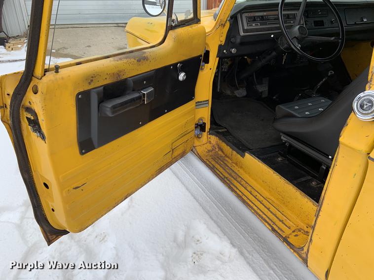 image for item DY9797 1970 Dodge D100 pickup truck