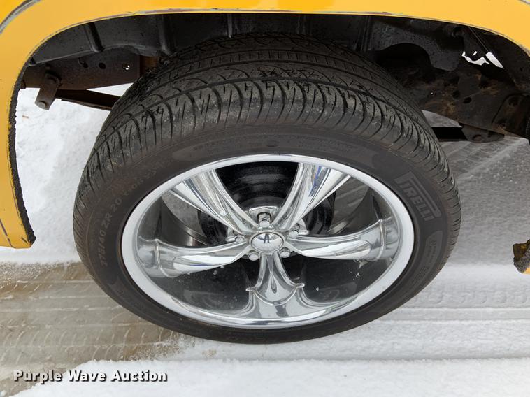 image for item DY9797 1970 Dodge D100 pickup truck