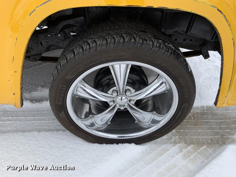 image for item DY9797 1970 Dodge D100 pickup truck