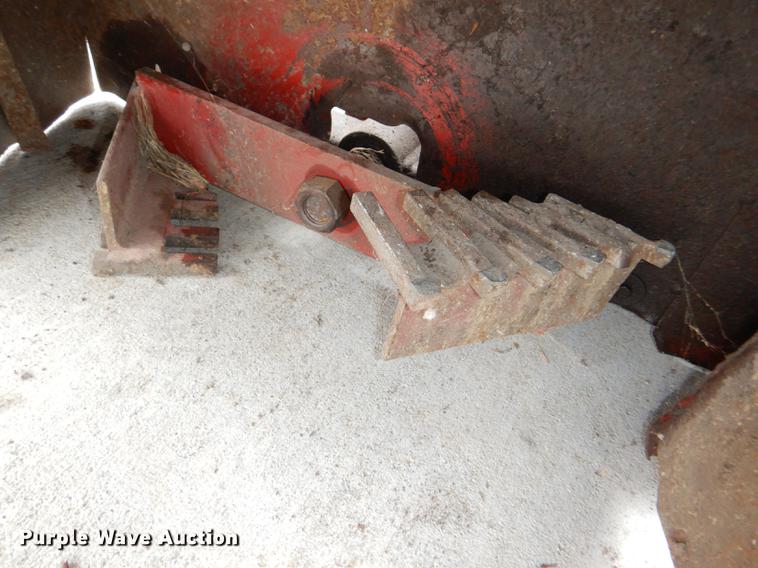 image for item EA9196 Lawn and garden equipment