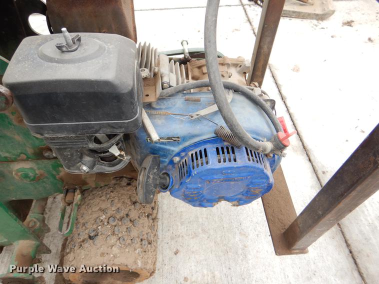 image for item EA9196 Lawn and garden equipment