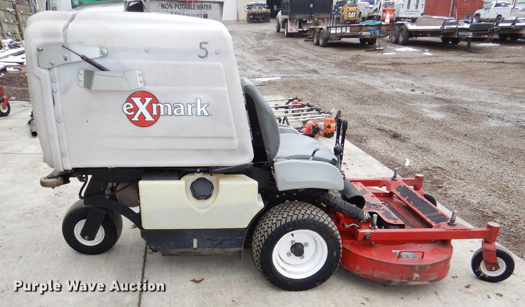 image for item EA9199 Ex Mark Navigator ZTR lawn mower