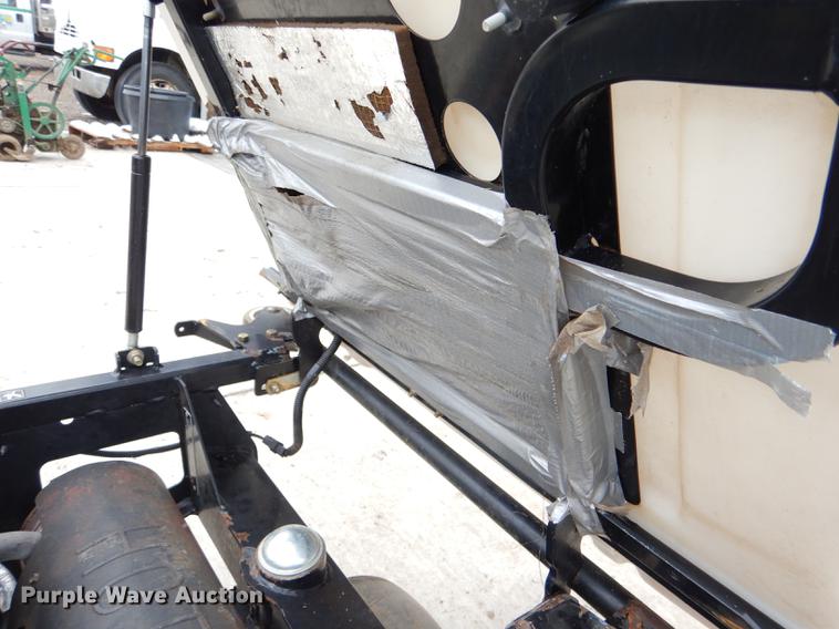 image for item EA9199 Ex Mark Navigator ZTR lawn mower