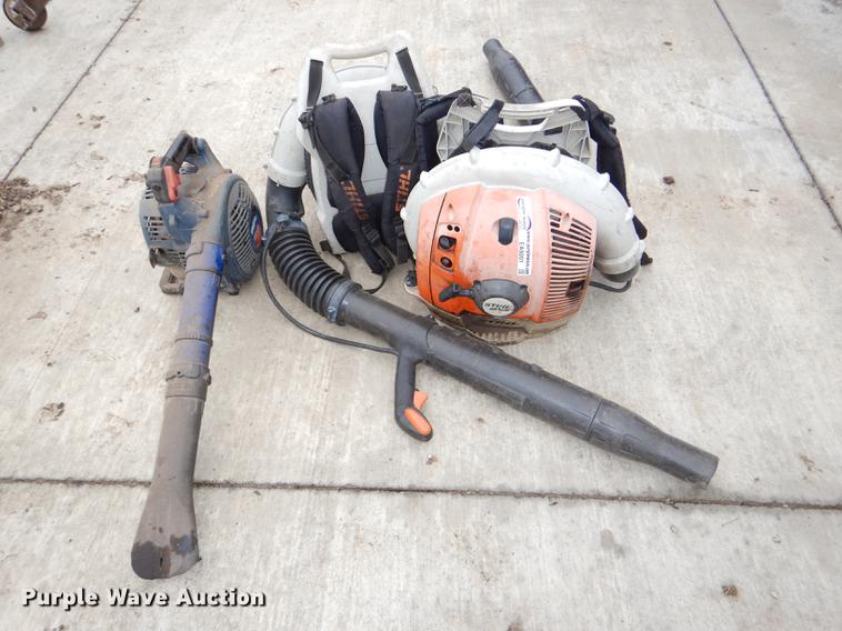 image for item EA9201 (3) blowers