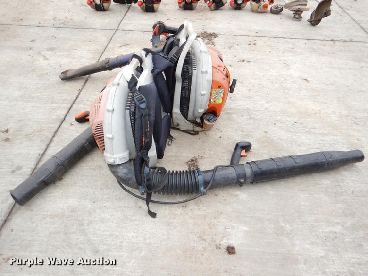 image for item EA9201 (3) blowers