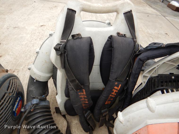 image for item EA9201 (3) blowers