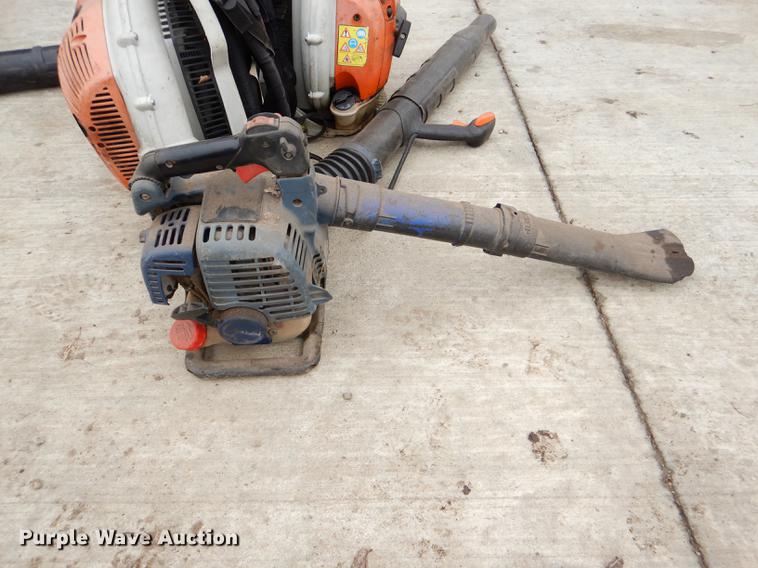 image for item EA9201 (3) blowers