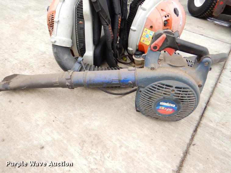 image for item EA9201 (3) blowers