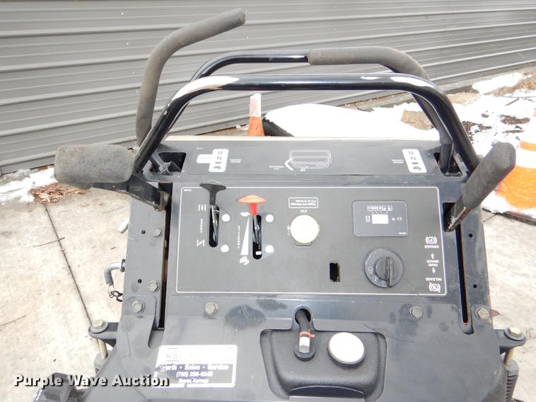 image for item EA9203 Ex Mark VT651KA484 ZTR lawn mower