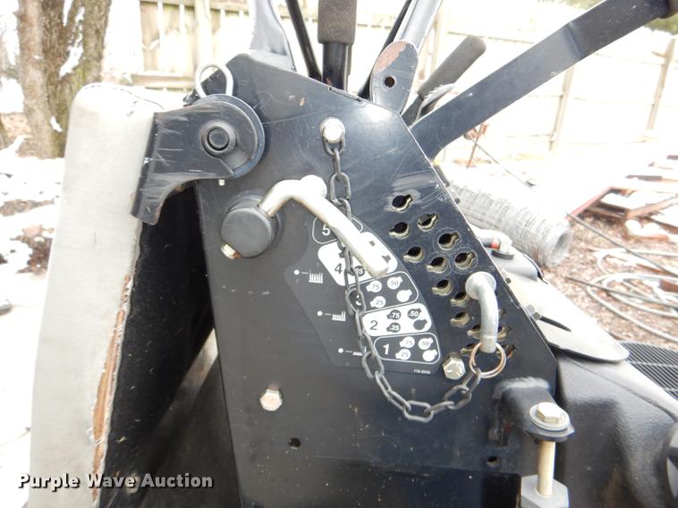 image for item EA9203 Ex Mark VT651KA484 ZTR lawn mower