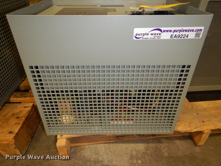 image for item EA9224 C&D Technologies battery charger