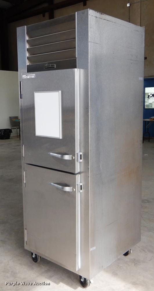 image for item EB9667 Traulsen RHF132WP-HHS stainless steel warming cabinet