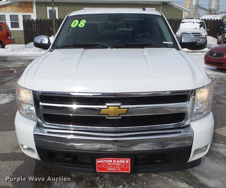 image for item EM9074 2008 Chevrolet Silverado 1500 Crew Cab pickup truck