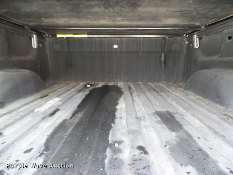 image for item EM9074 2008 Chevrolet Silverado 1500 Crew Cab pickup truck