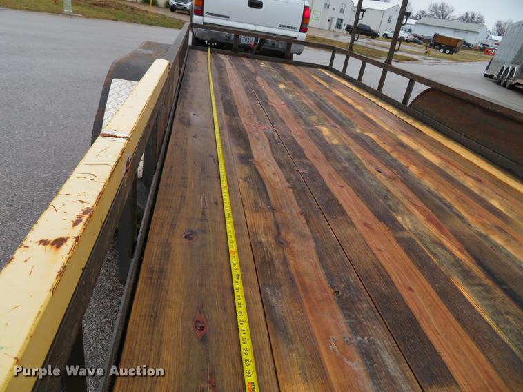 image for item EV9572 2013 Retco utility trailer