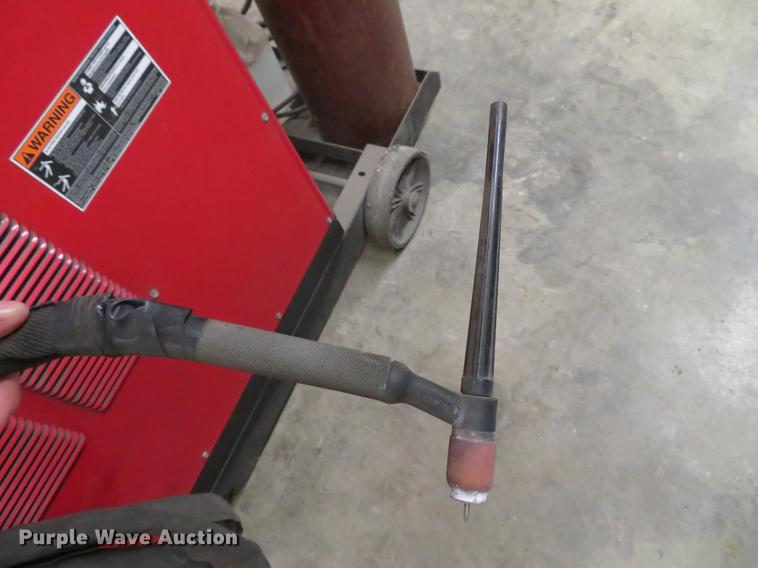 image for item EV9575 Lincoln Square Wave TIG-355 welder