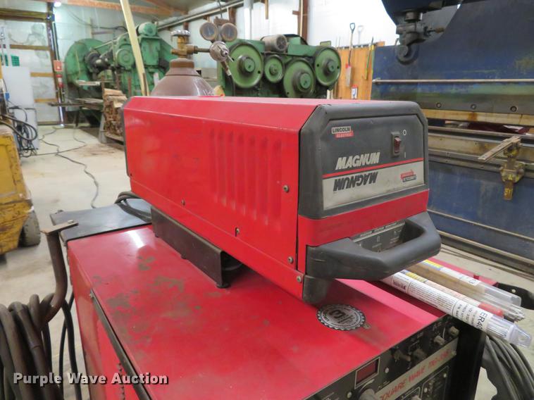 image for item EV9575 Lincoln Square Wave TIG-355 welder