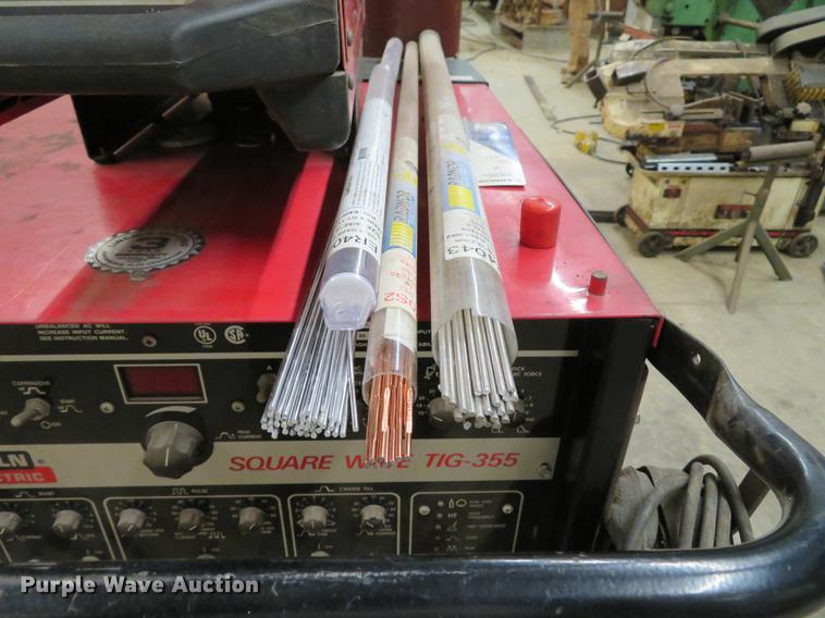 image for item EV9575 Lincoln Square Wave TIG-355 welder