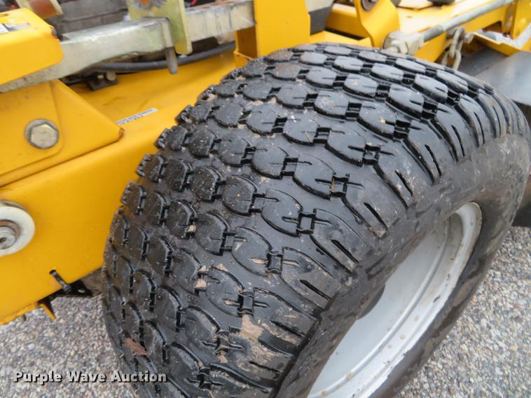 image for item EV9581 Hustler Trimstar 930396 lawn mower