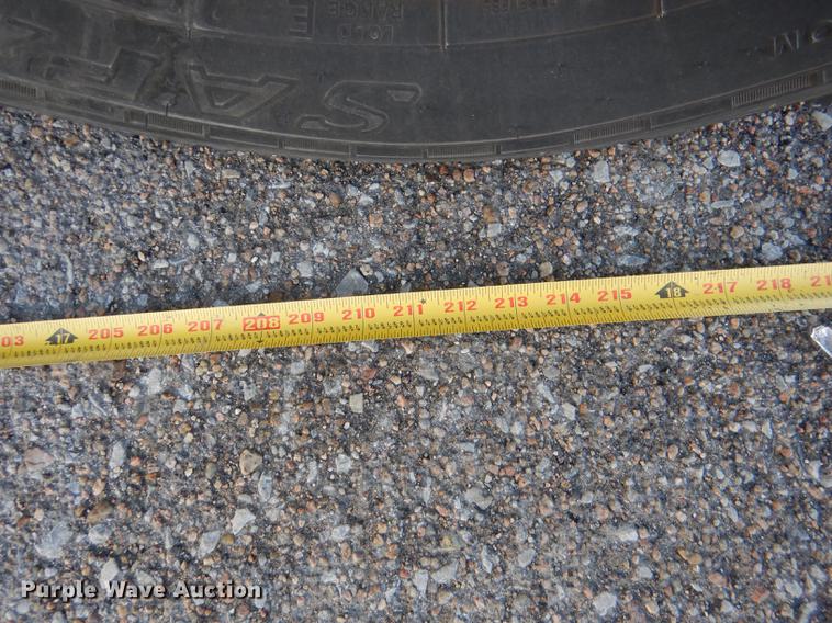 image for item FA9266 2005 Ford Econoline E450 shuttle bus